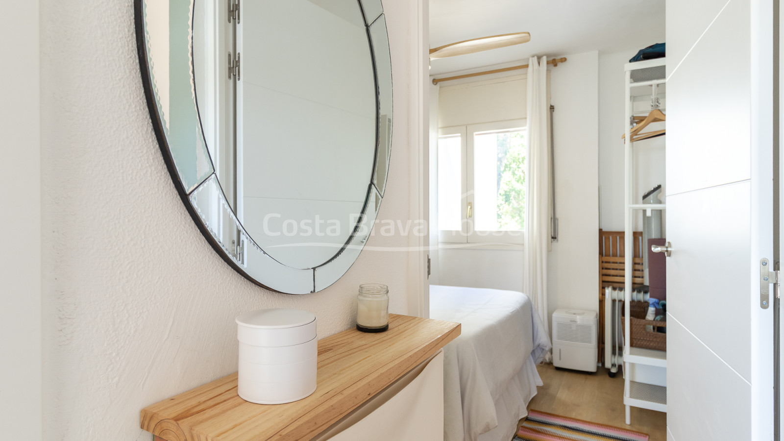 Apartamento reformado con terraza privada cerca de la playa de Golfet en Calella de Palafrugell