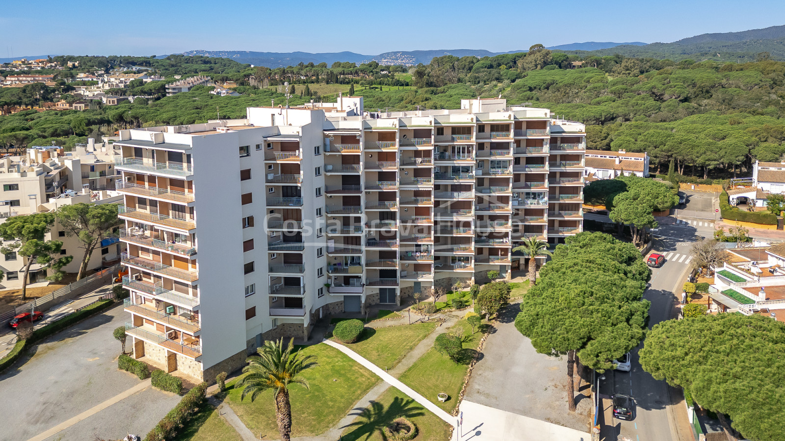 Penthouse aan zee in La Fosca met zeezicht, groot solarium en privéparkeerplaats
