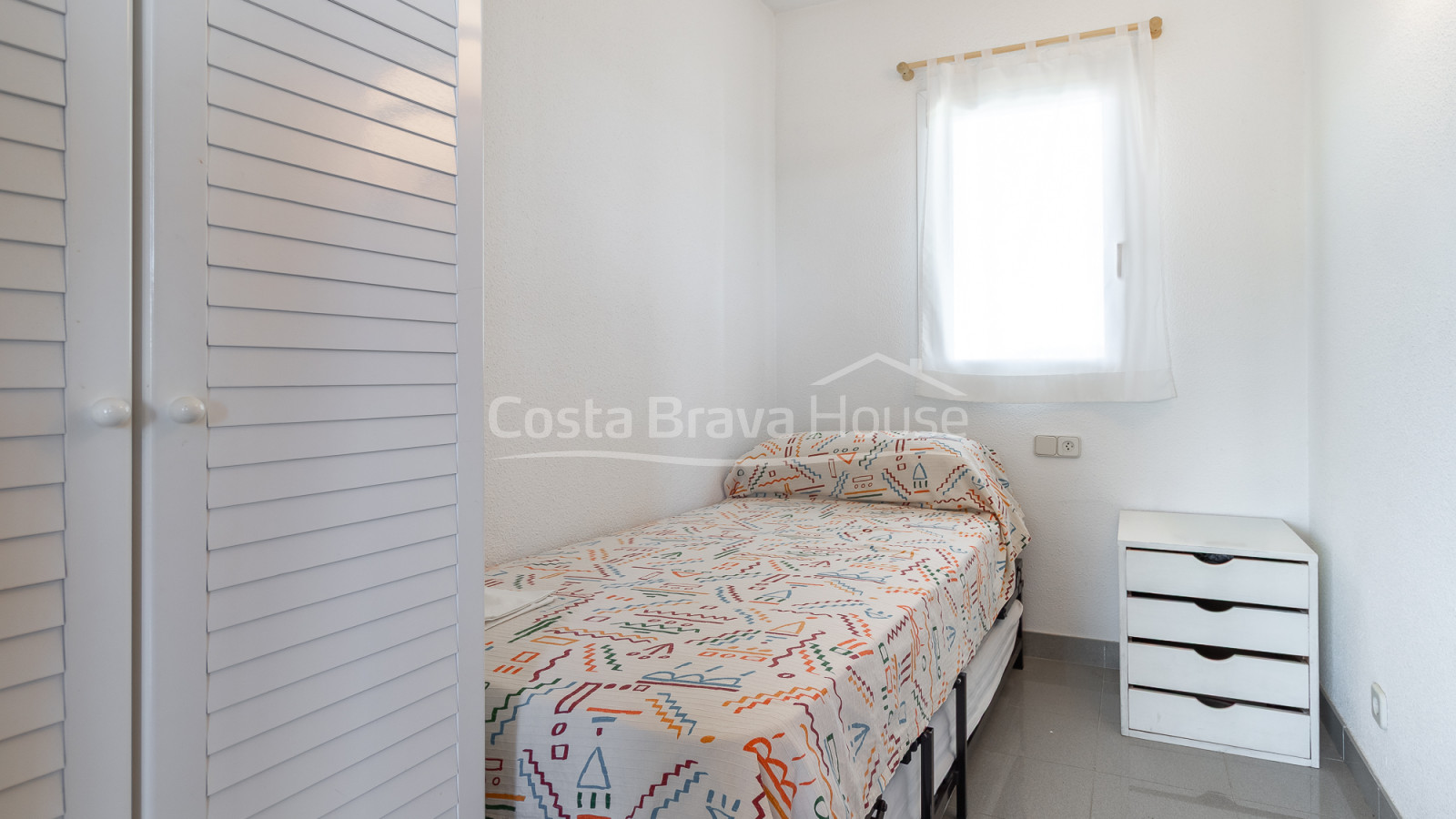 Penthouse aan zee in La Fosca met zeezicht, groot solarium en privéparkeerplaats