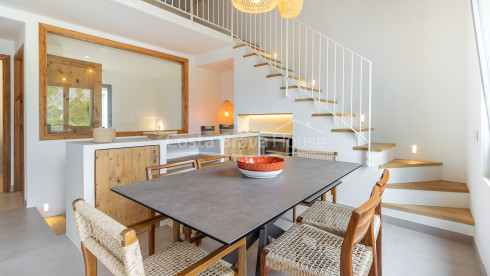 Renovated fisherman's house on the seafront in Sa Riera with terrace and Medes Islands views