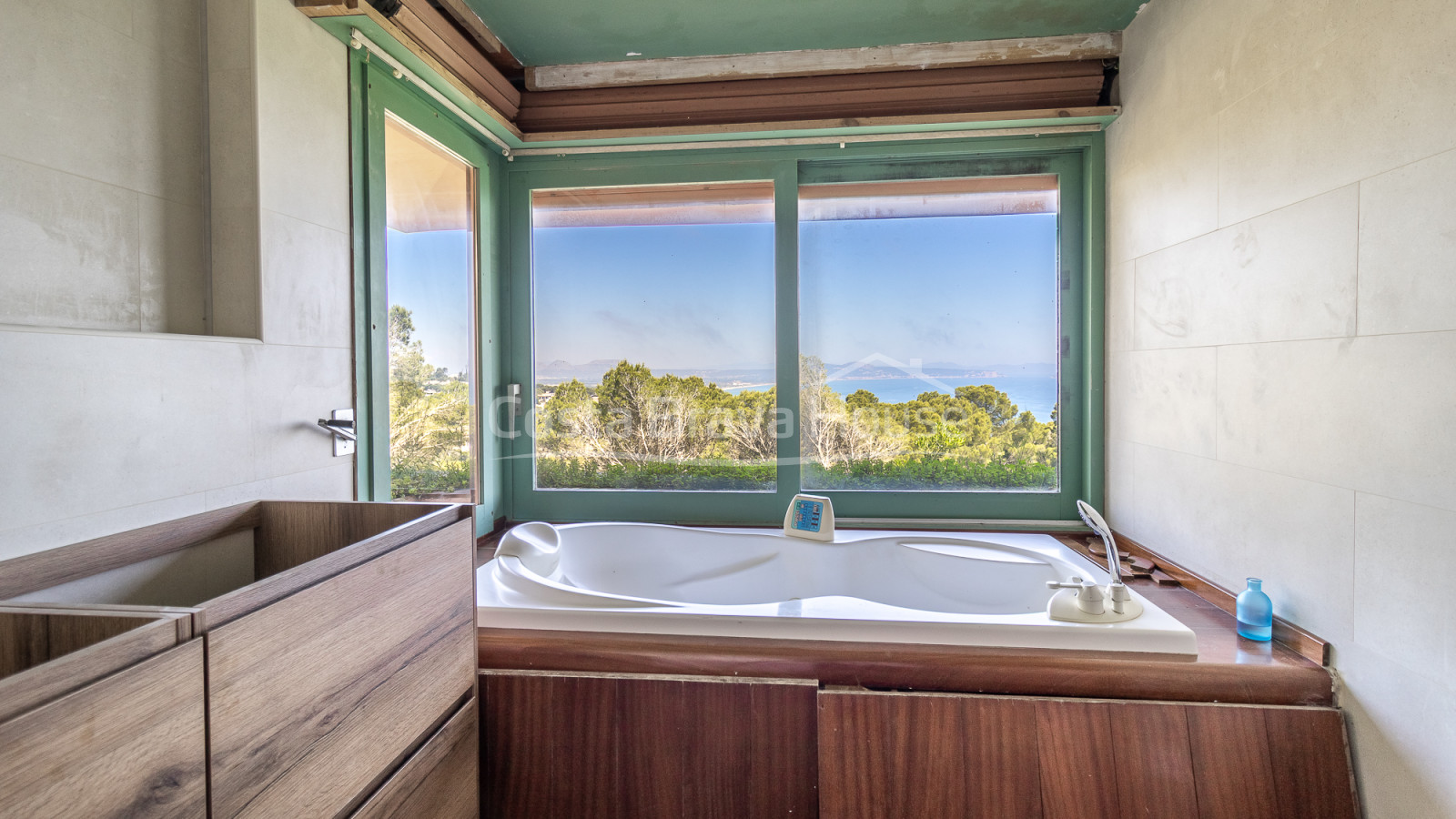 Exclusive villa in Sa Riera with panoramic sea views and private swimming pool in Begur