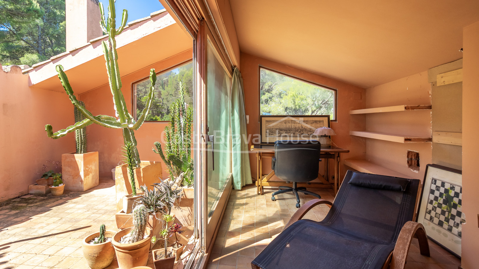 Exclusiva vila a Sa Riera amb vistes panoràmiques al mar i piscina privada a Begur