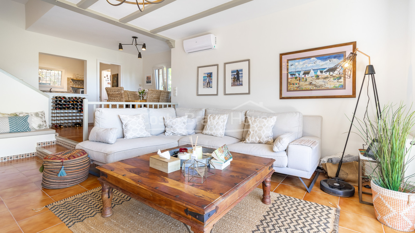 Casa en Sa Tuna con licencia turística, piscina infinity y apartamento independiente