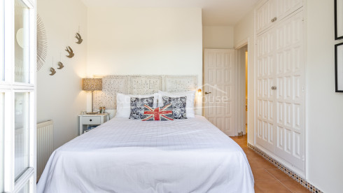 House in Sa Tuna with tourist licence, infinity pool and independent apartment