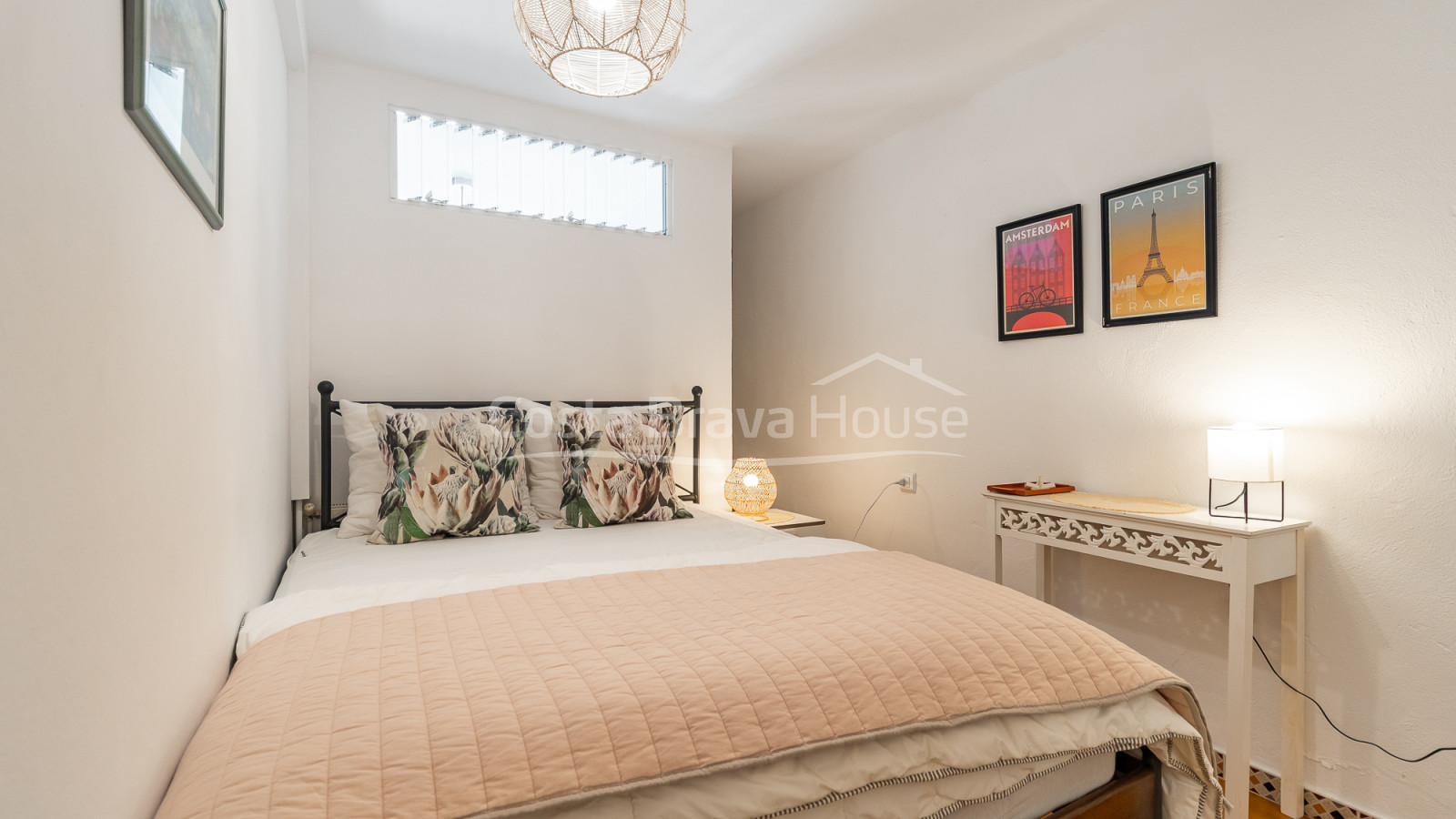 Casa en Sa Tuna con licencia turística, piscina infinity y apartamento independiente