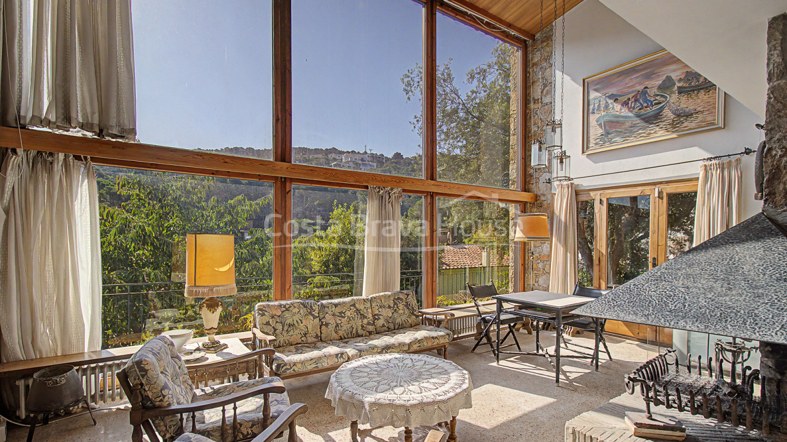 Huis in Sa Riera, Begur, met uitzicht op de vallei, zonnige terrassen en apart appartement