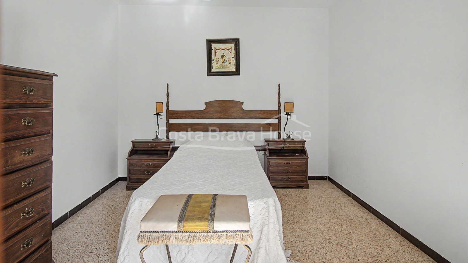 Huis in Sa Riera, Begur, met uitzicht op de vallei, zonnige terrassen en apart appartement