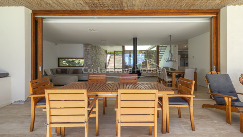 Vrijstaand huis te koop in Aiguablava, Begur, met infinity pool en zeezicht