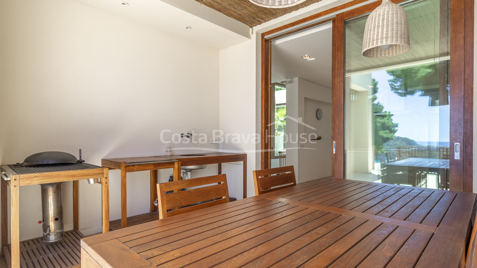 Vrijstaand huis te koop in Aiguablava, Begur, met infinity pool en zeezicht