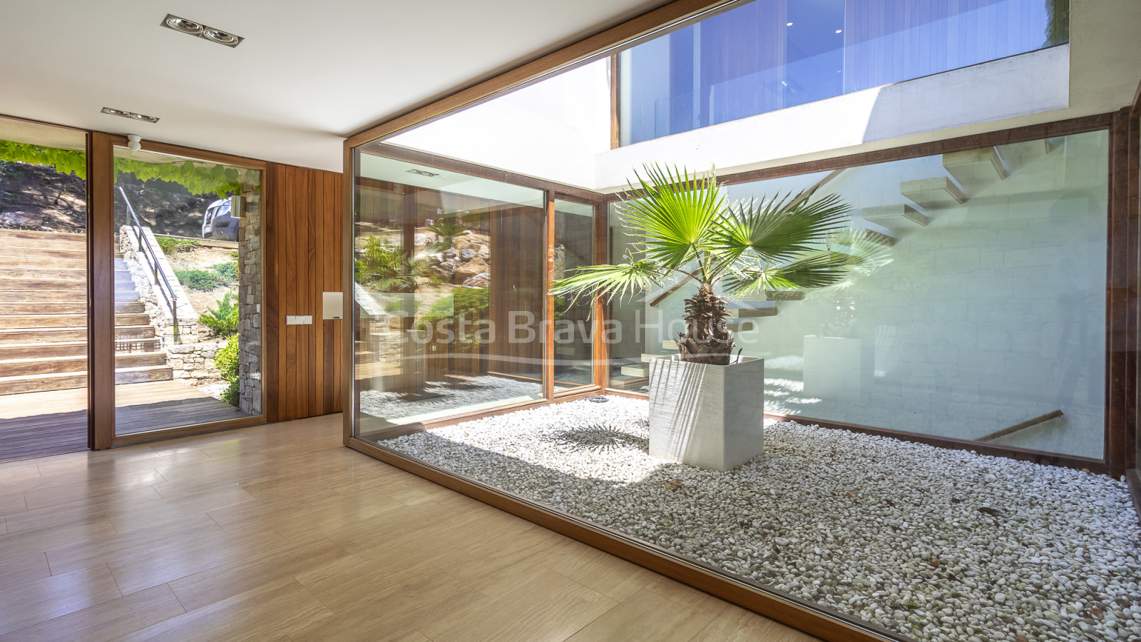 Vrijstaand huis te koop in Aiguablava, Begur, met infinity pool en zeezicht
