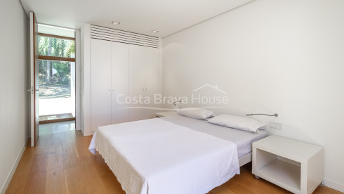 Vrijstaand huis te koop in Aiguablava, Begur, met infinity pool en zeezicht