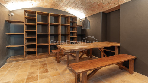 Vrijstaand huis te koop in Aiguablava, Begur, met infinity pool en zeezicht