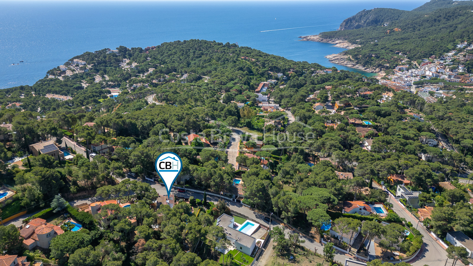 Maison en excellent état, avec jardin et piscine, très proche d'Aiguablava et Tamariu.