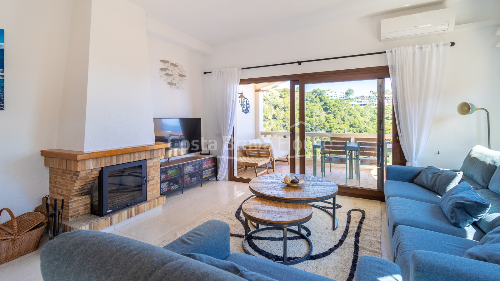 Herenhuis in Begur, Sa Tuna, met zeezicht, terrassen, gemeenschappelijk zwembad en eigen garage