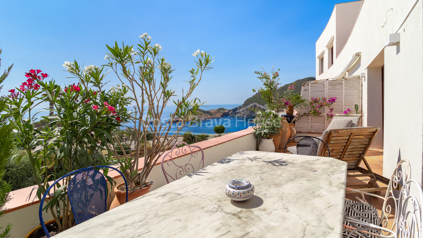 Appartement in het wooncomplex Cap Sa Sal, Begur, met privéterras en zeezicht
