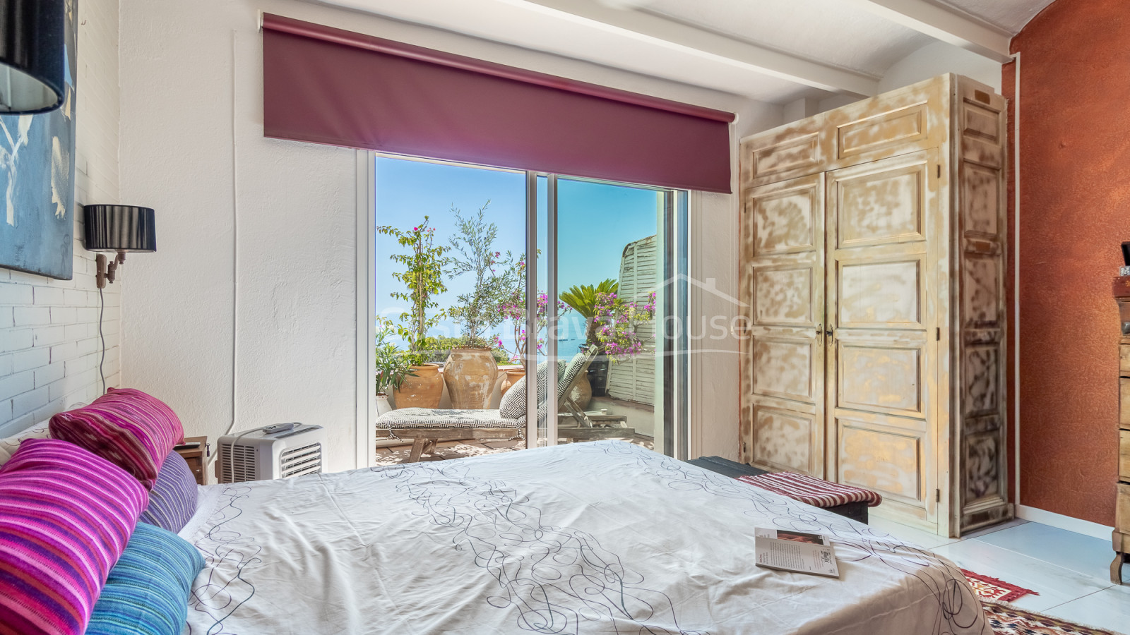 Appartement in het wooncomplex Cap Sa Sal, Begur, met privéterras en zeezicht
