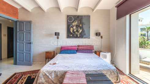 Appartement in het wooncomplex Cap Sa Sal, Begur, met privéterras en zeezicht