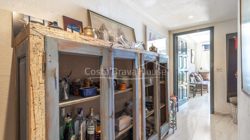 Appartement in het wooncomplex Cap Sa Sal, Begur, met privéterras en zeezicht