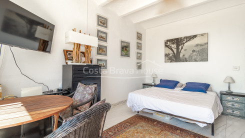 Appartement in het wooncomplex Cap Sa Sal, Begur, met privéterras en zeezicht