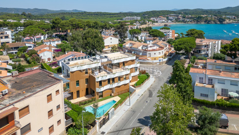 Nieuwgebouwd appartement in Palamós met een privétuin van 96 m², op 400 meter van het strand van La Fosca