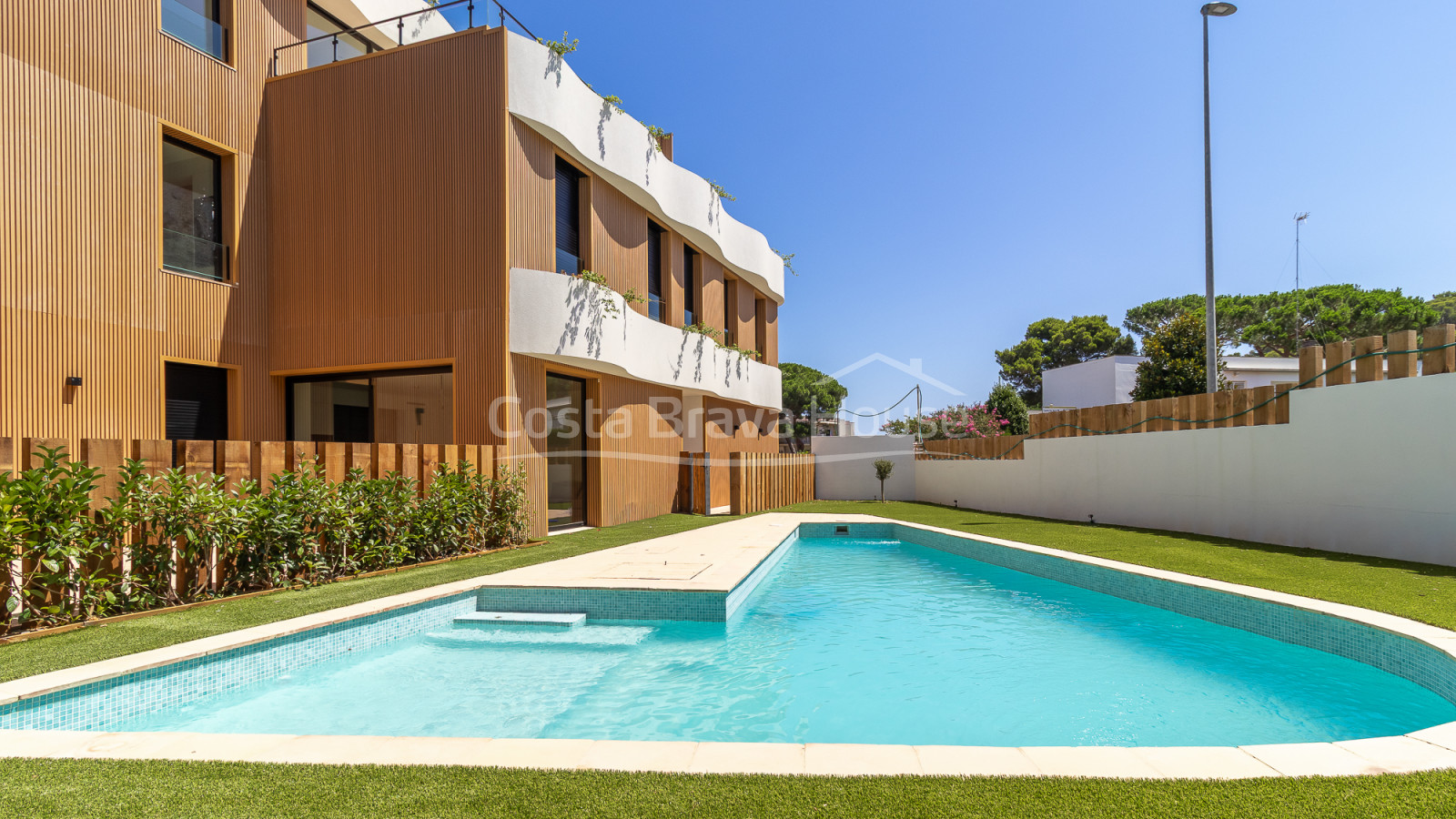 Nieuwgebouwd appartement in Palamós met een privétuin van 96 m², op 400 meter van het strand van La Fosca