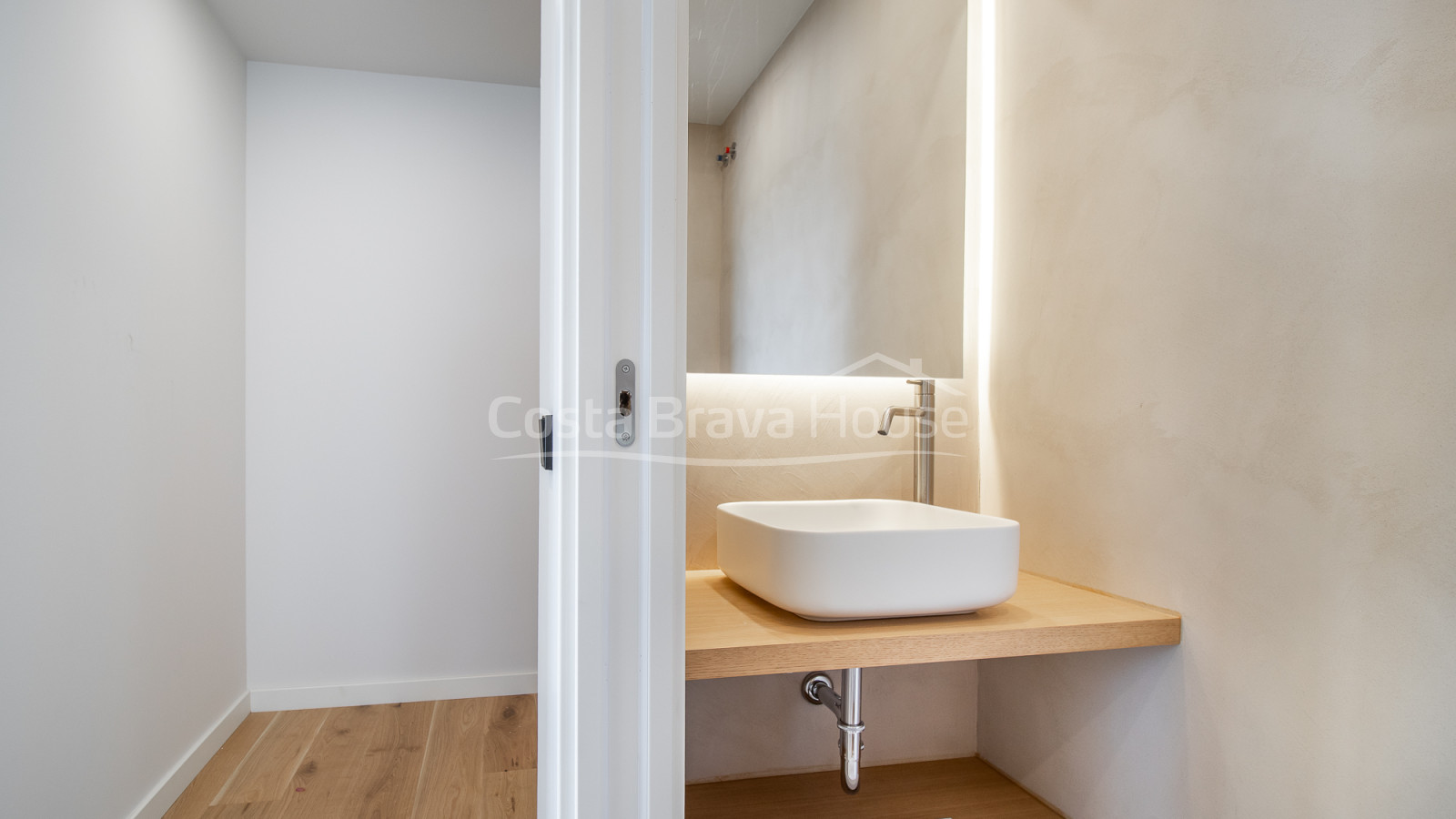 Nieuwgebouwd appartement in Palamós met een privétuin van 96 m², op 400 meter van het strand van La Fosca
