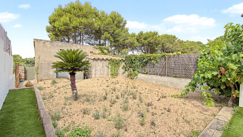 Herenhuis in Begur met een privétuin van 80 m², uitzicht op het kasteel van Begur en uitstekend renovatiepotentieel