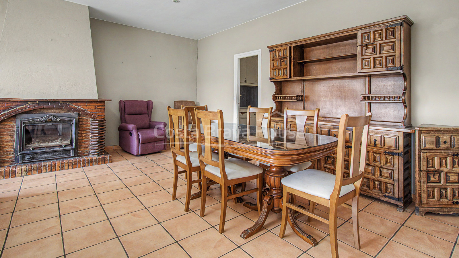Herenhuis in Begur met een privétuin van 80 m², uitzicht op het kasteel van Begur en uitstekend renovatiepotentieel