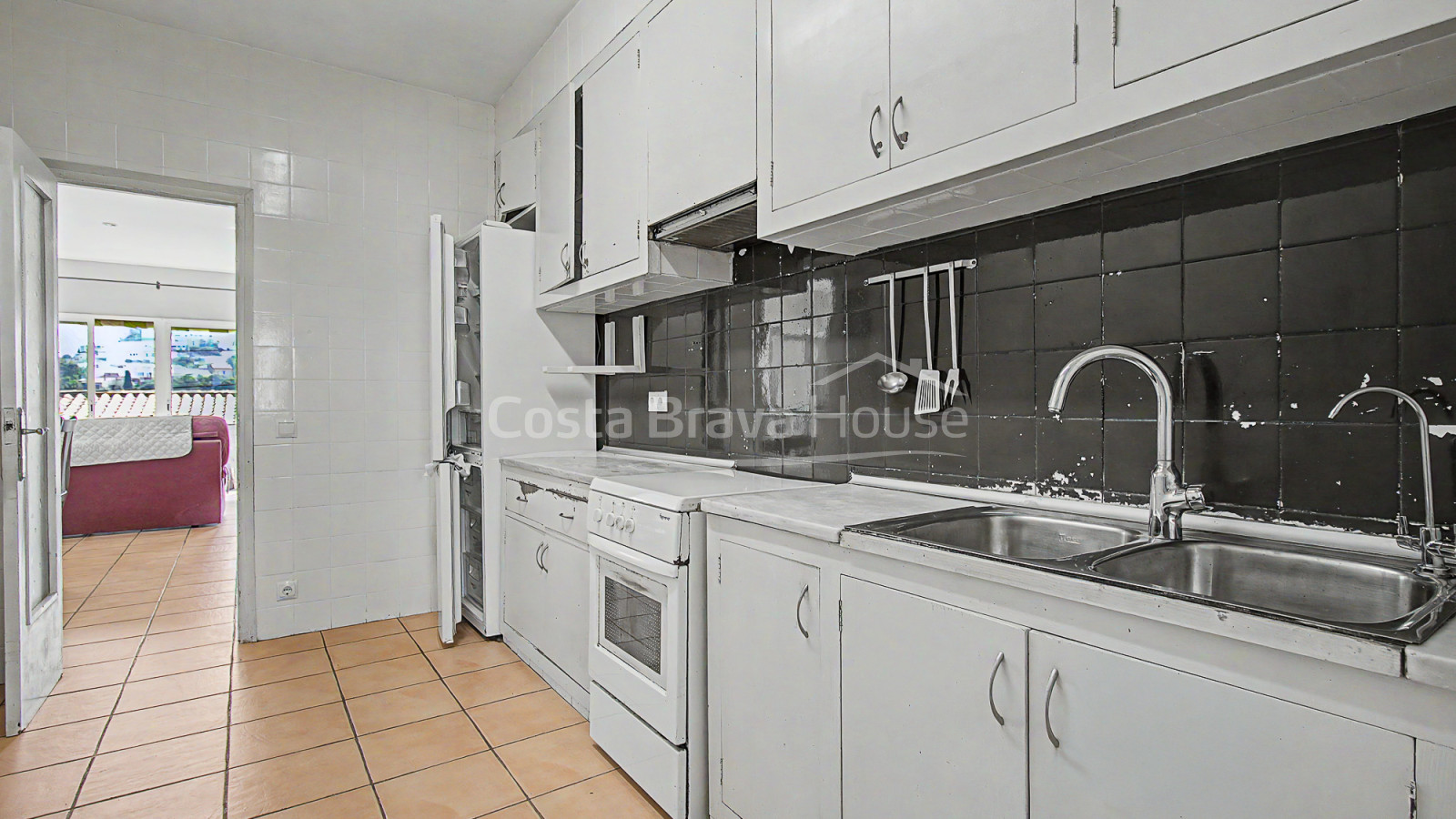 Herenhuis in Begur met een privétuin van 80 m², uitzicht op het kasteel van Begur en uitstekend renovatiepotentieel