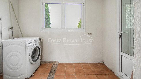 Herenhuis in Begur met een privétuin van 80 m², uitzicht op het kasteel van Begur en uitstekend renovatiepotentieel