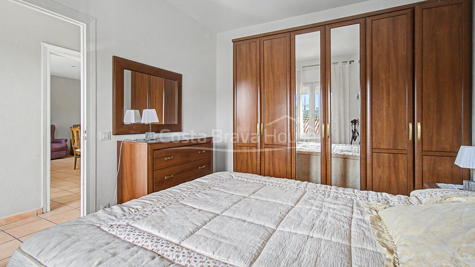 Herenhuis in Begur met een privétuin van 80 m², uitzicht op het kasteel van Begur en uitstekend renovatiepotentieel
