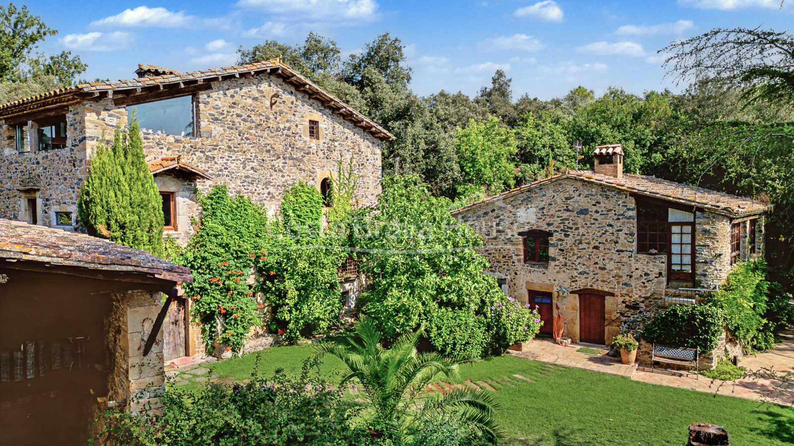 Historische boerderij in Sant Gregori met een landgoed van 9 hectare, middeleeuwse architectuur en volledige privacy