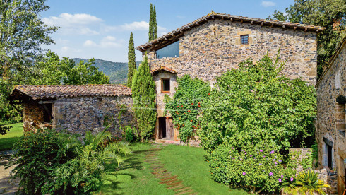 Historische boerderij in Sant Gregori met een landgoed van 9 hectare, middeleeuwse architectuur en volledige privacy