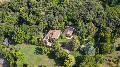 Historische boerderij in Sant Gregori met een landgoed van 9 hectare, middeleeuwse architectuur en volledige privacy