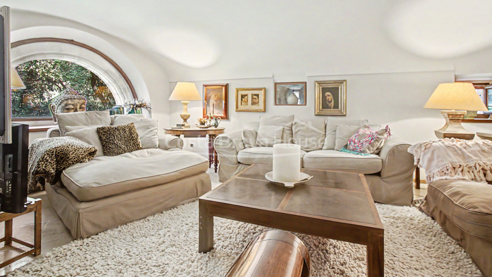 Historische boerderij in Sant Gregori met een landgoed van 9 hectare, middeleeuwse architectuur en volledige privacy