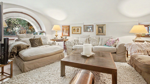 Historische boerderij in Sant Gregori met een landgoed van 9 hectare, middeleeuwse architectuur en volledige privacy