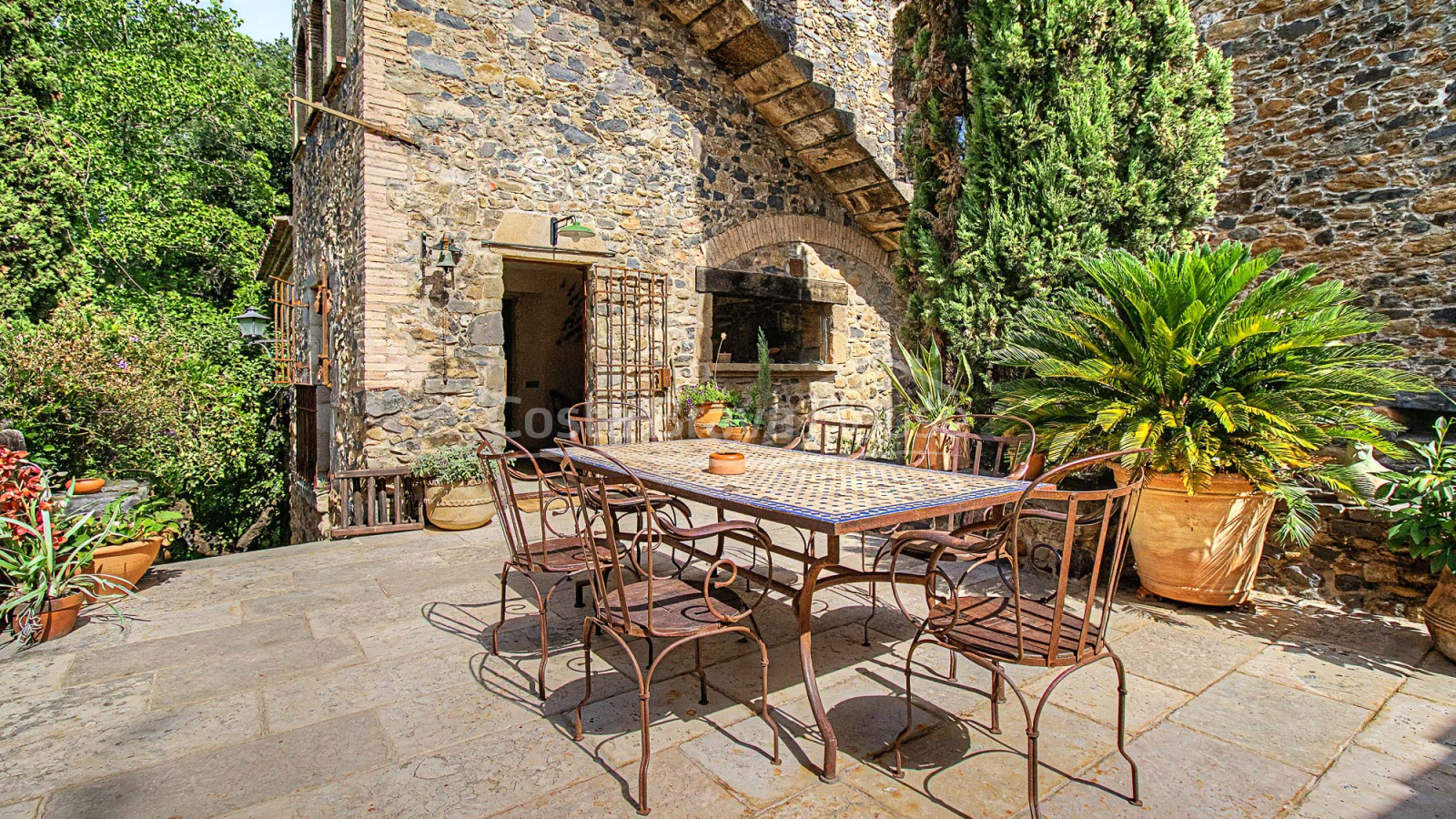 Historische boerderij in Sant Gregori met een landgoed van 9 hectare, middeleeuwse architectuur en volledige privacy