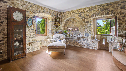 Historische boerderij in Sant Gregori met een landgoed van 9 hectare, middeleeuwse architectuur en volledige privacy