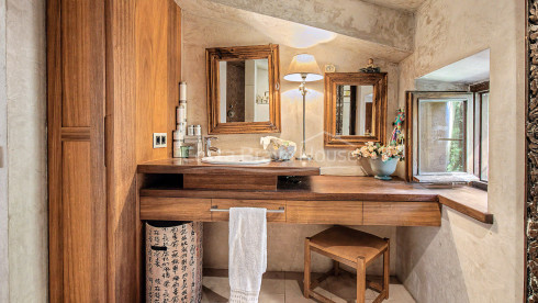 Historische boerderij in Sant Gregori met een landgoed van 9 hectare, middeleeuwse architectuur en volledige privacy