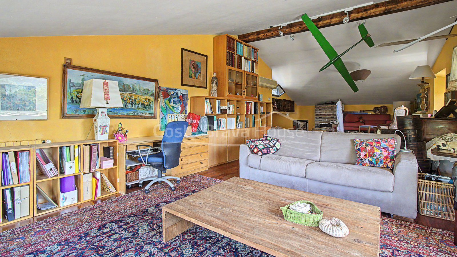 Historische boerderij in Sant Gregori met een landgoed van 9 hectare, middeleeuwse architectuur en volledige privacy