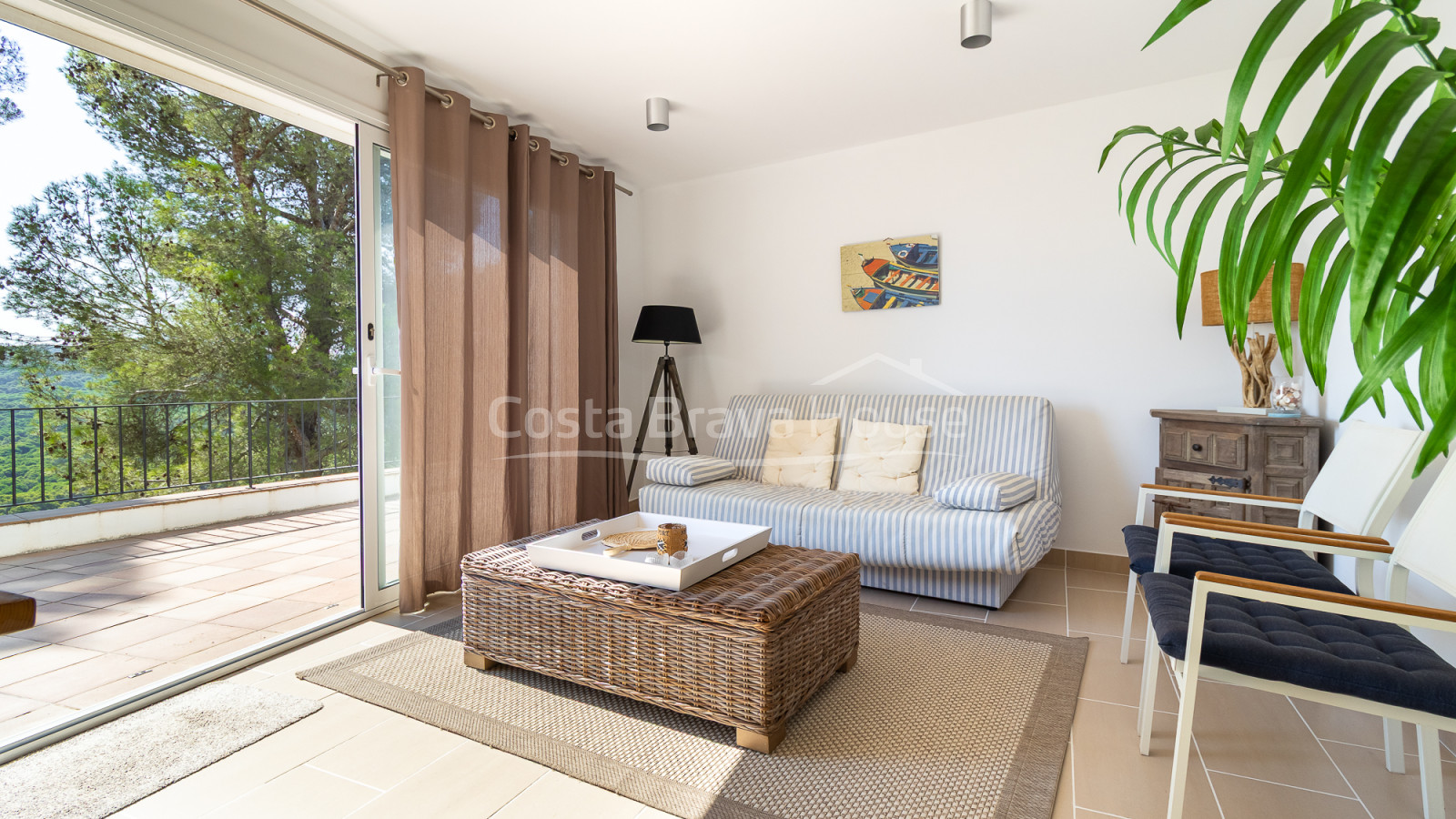 Maison à Pals divisée en trois appartements avec vue mer, piscine privée et terrasses