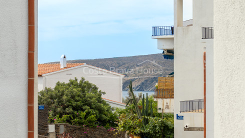 Maison individuelle à Cadaqués avec jardin, garage pour six voitures et près de la plage