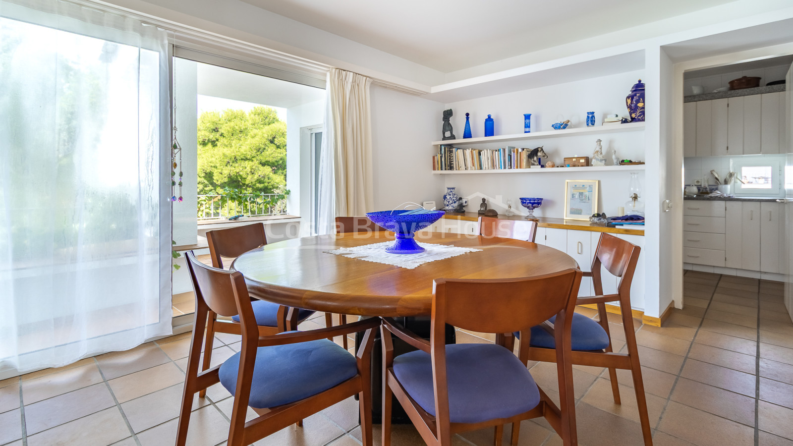 Maison individuelle à Cadaqués avec jardin, garage pour six voitures et près de la plage