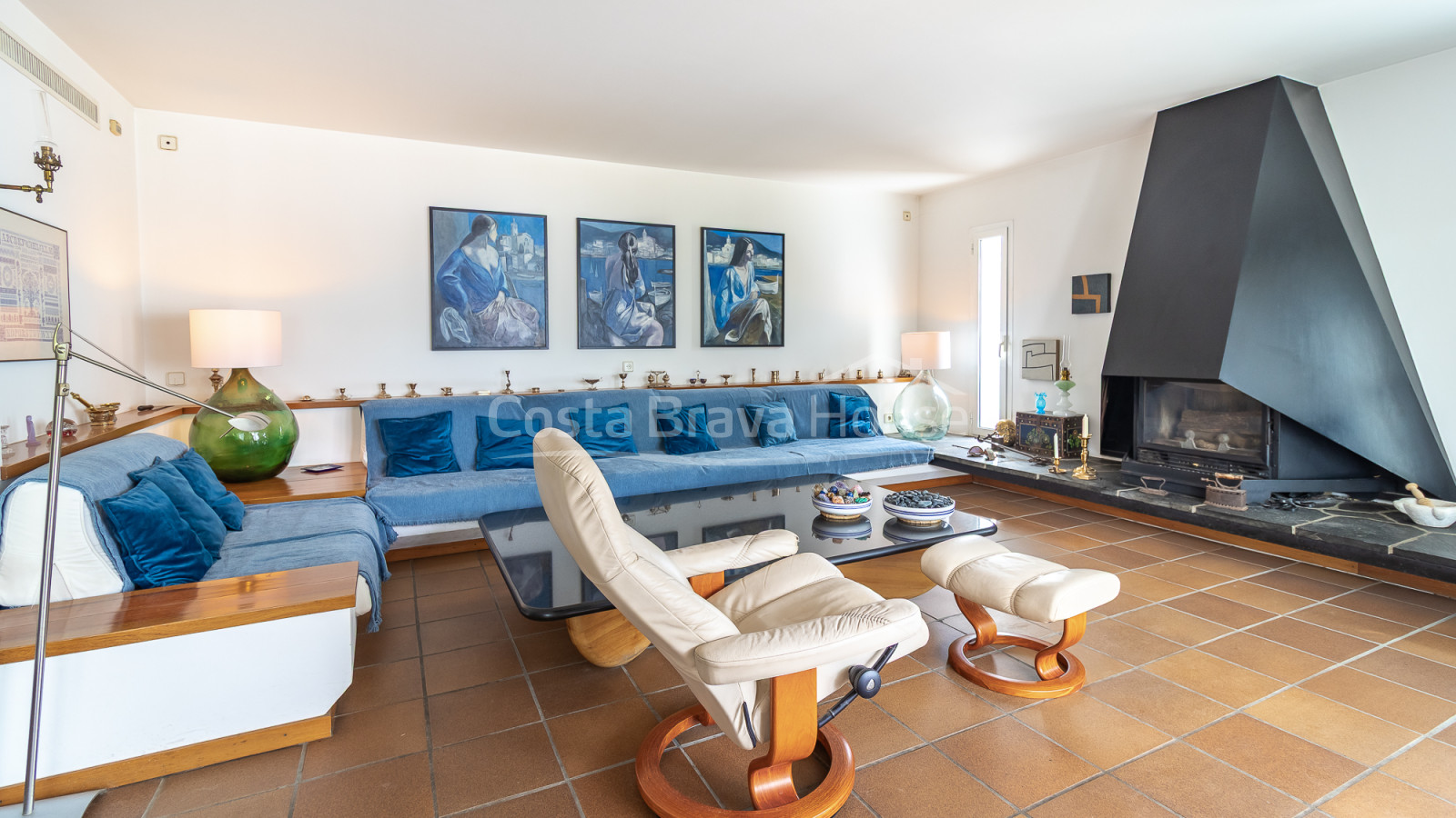 Maison individuelle à Cadaqués avec jardin, garage pour six voitures et près de la plage