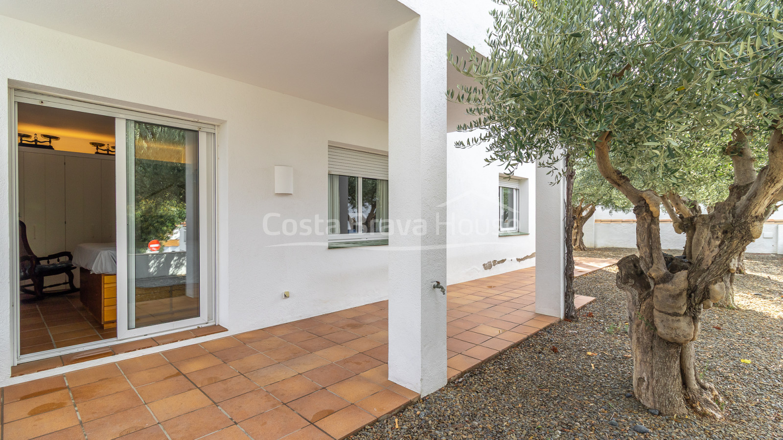 Maison individuelle à Cadaqués avec jardin, garage pour six voitures et près de la plage