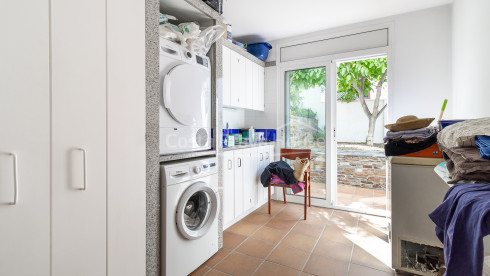 Maison individuelle à Cadaqués avec jardin, garage pour six voitures et près de la plage