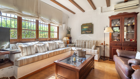 Maison mitoyenne à Playa de Pals avec jardin privé et piscine commune près du golf