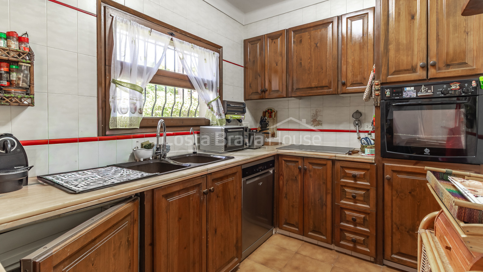 Casa adosada en Playa de Pals con jardín privado y piscina comunitaria cerca del golf
