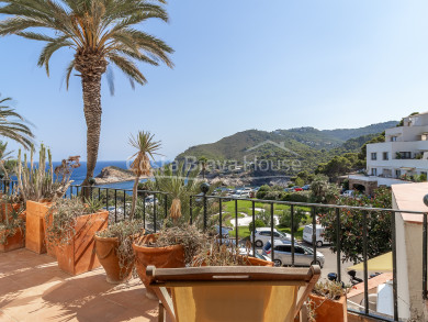 Apartamento en Cap Sa Sal, Begur, con terraza con vistas al Mediterráneo y aparcamiento privado
