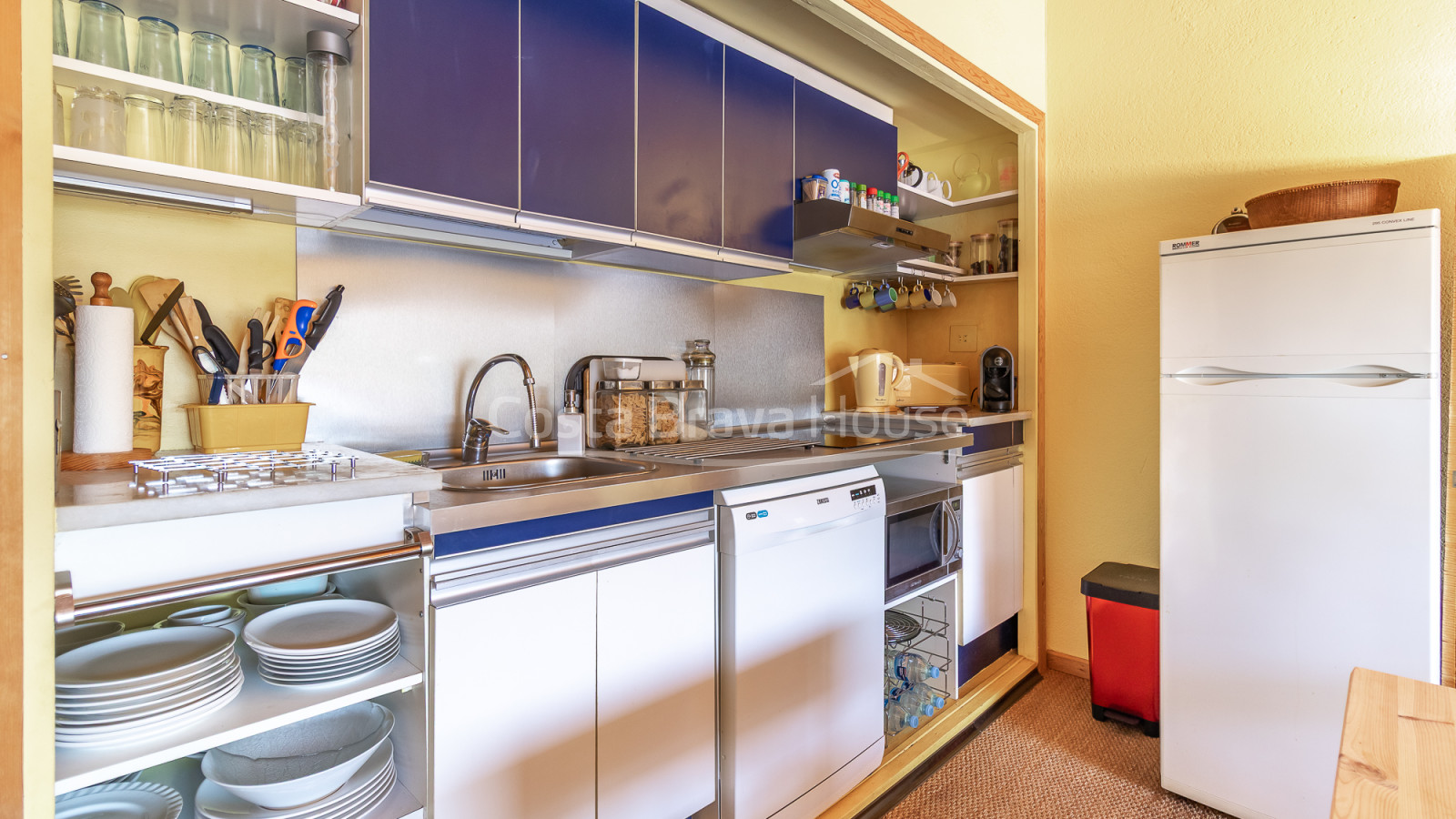 Apartament a Cap Sa Sal, Begur, en primera línia de mar amb terrassa i vistes al Mediterrani